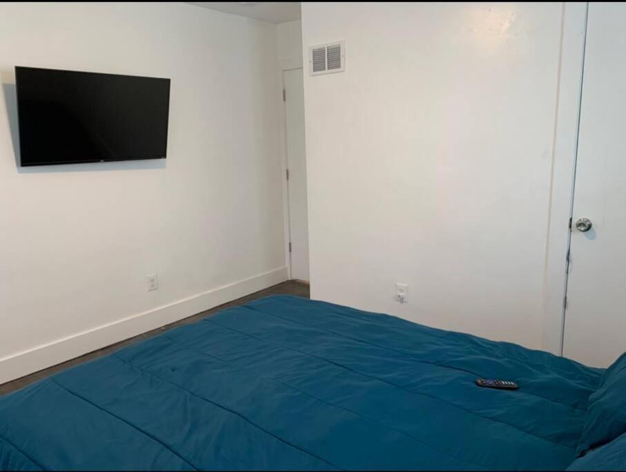 Apartment Cozy 2/1.5 Getaway In Lily Ponds